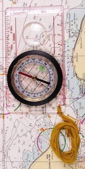 MFH Kompass Karten Kompaß Kartenkompass große Lupe flüssigkeitsgedämpft 